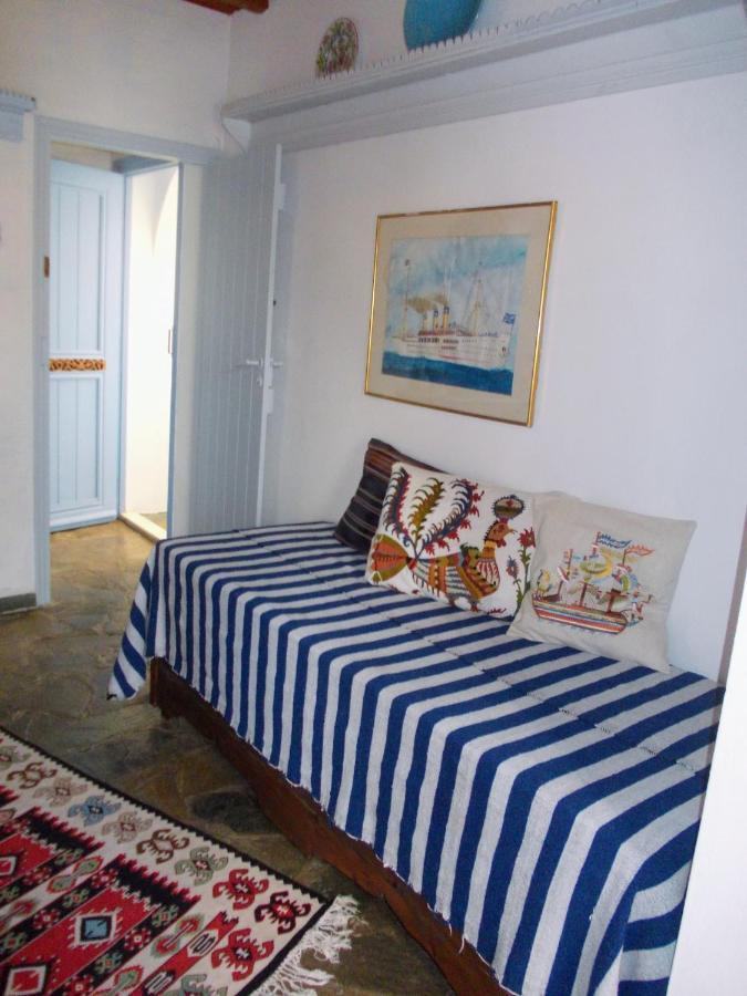 Nyfes Traditional Boutique Faltaina Skyros Exterior foto