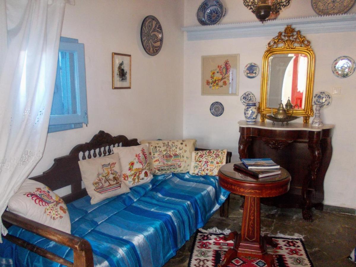 Nyfes Traditional Boutique Faltaina Skyros Exterior foto