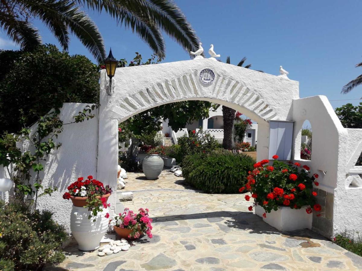 Nyfes Traditional Boutique Faltaina Skyros Exterior foto