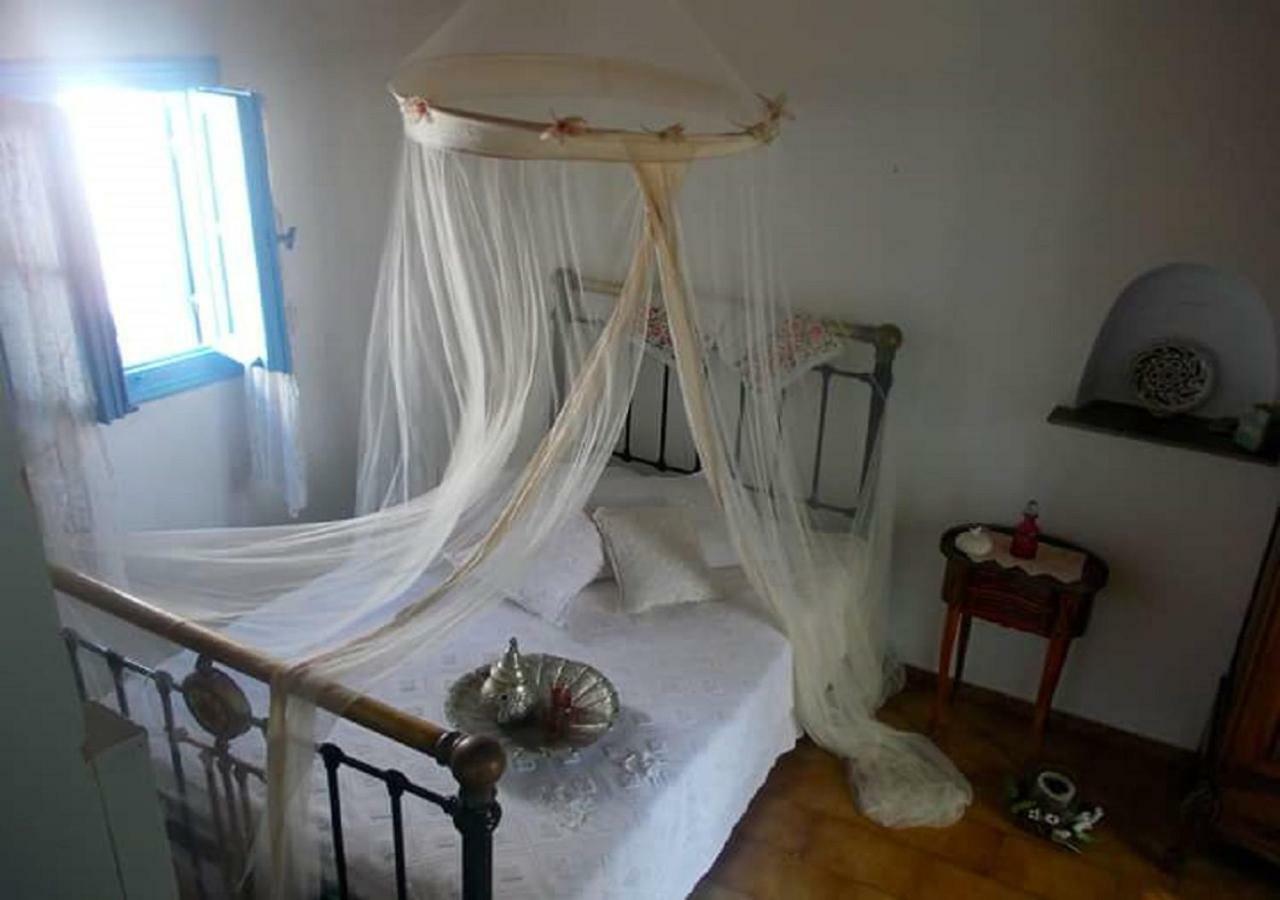 Nyfes Traditional Boutique Faltaina Skyros Exterior foto